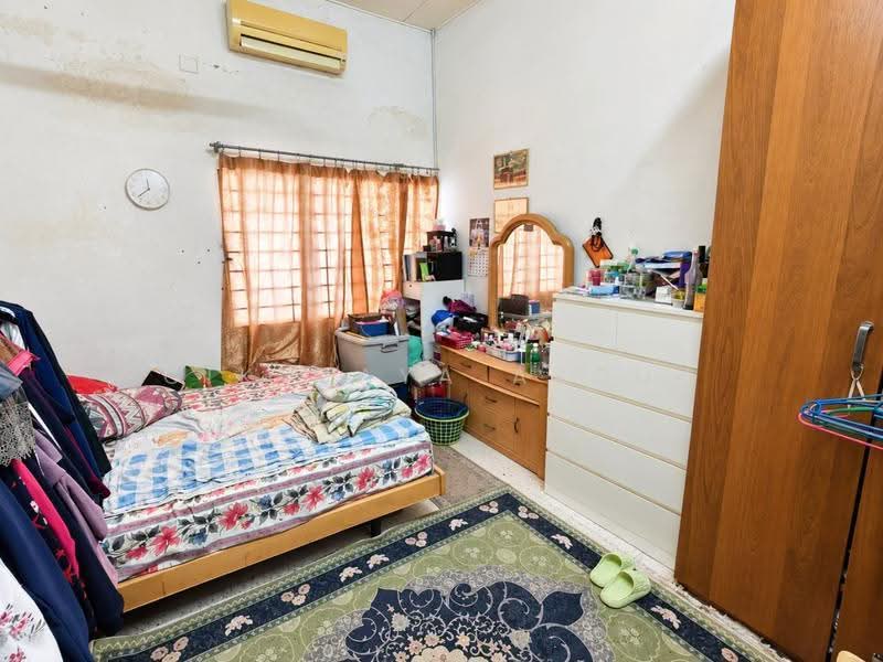 1.5-storey Terraced House for Sale in Taman Sri Melati (Selayang) - Cik Maya Abdul - Bedroom - PropertyGuru.com.my