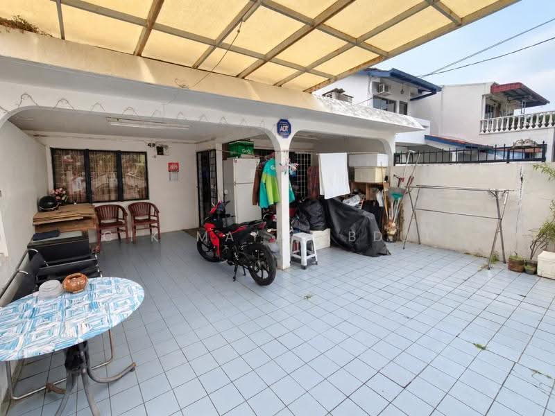 1.5-storey Terraced House for Sale in Taman Sri Melati (Selayang) - Cik Maya Abdul - Exterior - PropertyGuru.com.my