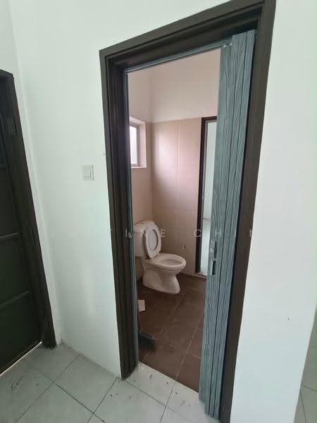 1-storey Terraced House for Sale in Lahat (Perak) - Justine Chin - Bathroom - PropertyGuru.com.my