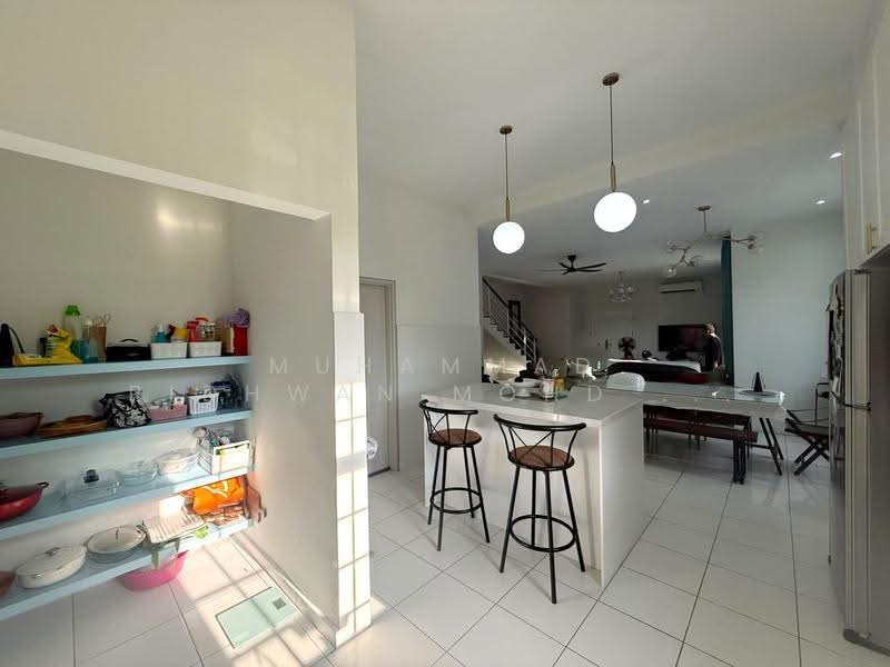 2-storey Terraced House for Sale in Nilai (Negeri Sembilan) - Muhammad Ridhwan Mohd Huzairi - Kitchen - PropertyGuru.com.my