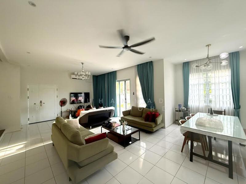 2-storey Terraced House for Sale in Nilai (Negeri Sembilan) - Muhammad Ridhwan Mohd Huzairi - Living Room - PropertyGuru.com.my