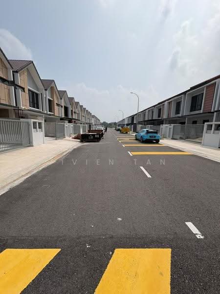 Rumah Teres untuk Dijual di Taman Desa Tebrau (Tebrau) - Vivien Tan - PropertyGuru.com.my