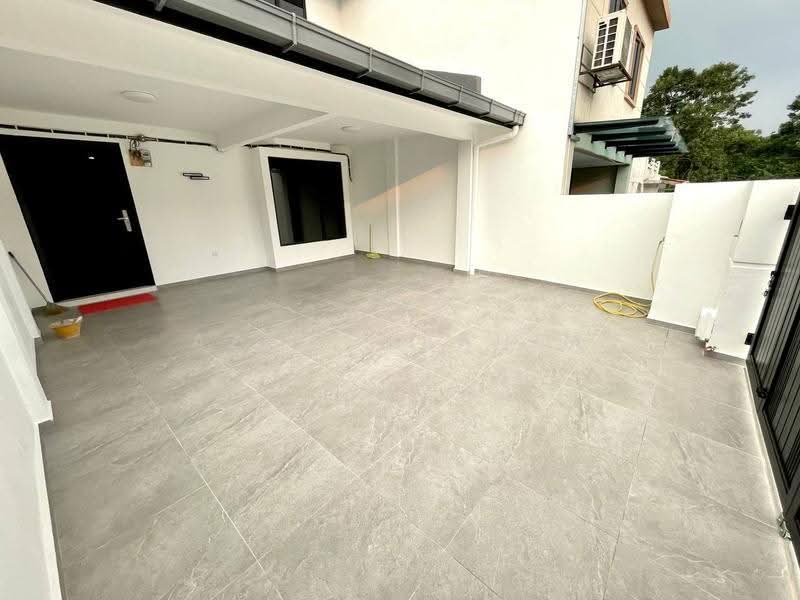 Rumah Teres 2-Tingkat untuk Dijual di Bandar Mahkota Cheras (Cheras) - Azli Ibrahim - Exterior - PropertyGuru.com.my