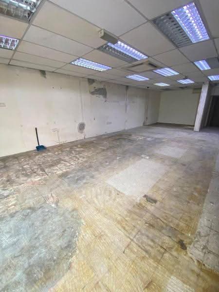 Kedai untuk Disewa di Taman Pelangi (Johor Bahru) - Sky Tan - Interior - PropertyGuru.com.my
