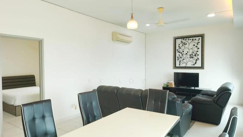 Kediaman Servis untuk Disewa di The Sky Executive Suites - KK Low - Living Room - PropertyGuru.com.my