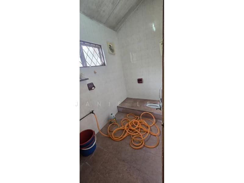 Rumah Berkembar untuk Dijual di Klang (Selangor) - Janie Lee - Bathroom - PropertyGuru.com.my