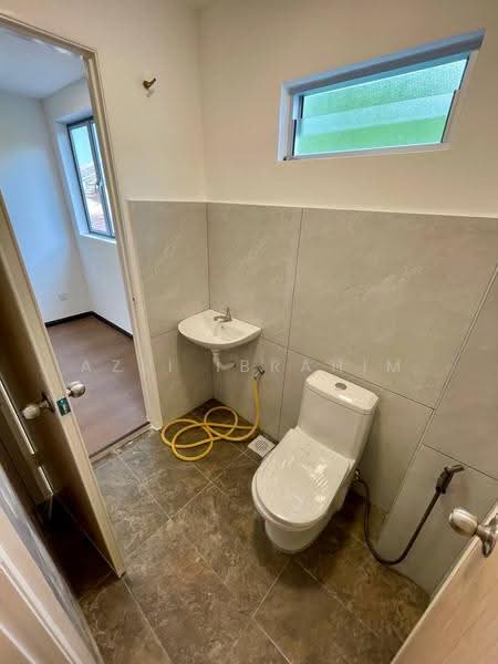 Rumah Teres 2-Tingkat untuk Dijual di Bandar Mahkota Cheras (Cheras) - Azli Ibrahim - Bathroom - PropertyGuru.com.my