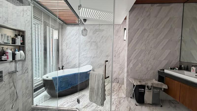 Bungalow House for Sale in Kuala Lumpur (Kuala Lumpur) - Sia Yik Kiat - Bathroom - PropertyGuru.com.my