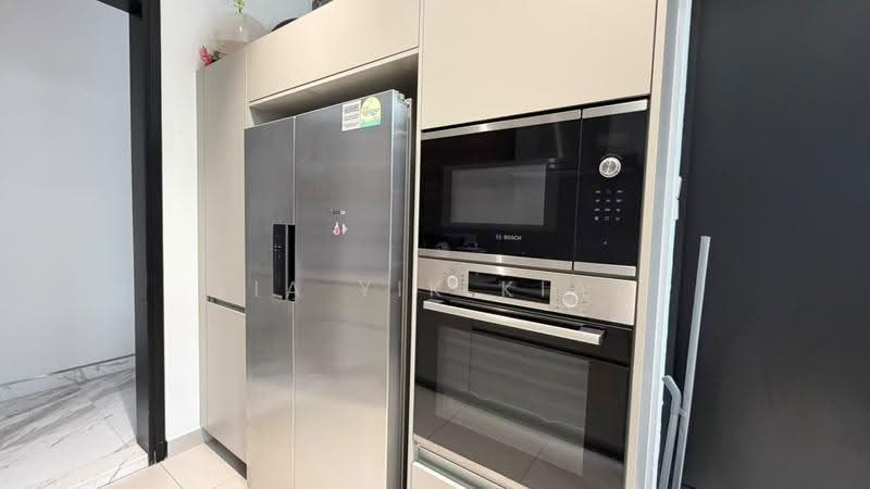 Bungalow House for Sale in Kuala Lumpur (Kuala Lumpur) - Sia Yik Kiat - Kitchen - PropertyGuru.com.my