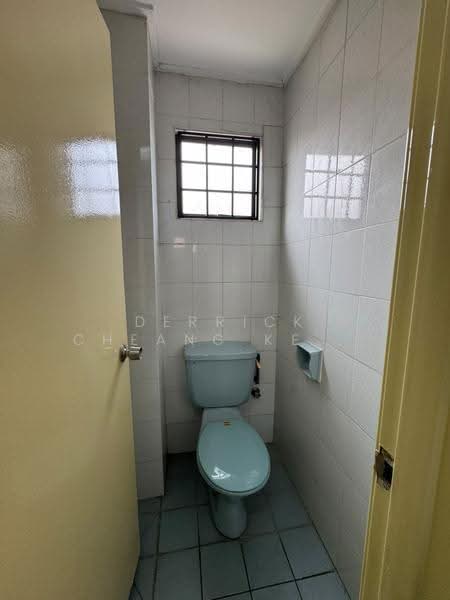 Terraced House for Sale in Bandar Utama (Selangor) - Derrick Cheang Keat Xiung - Bathroom - PropertyGuru.com.my