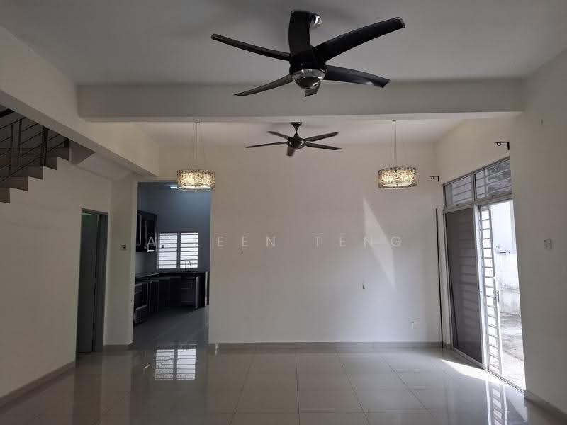 Rumah Berkembar untuk Disewa di Bandar Saujana Putra (Tanjong Duabelas) - Aileen Teng - PropertyGuru.com.my