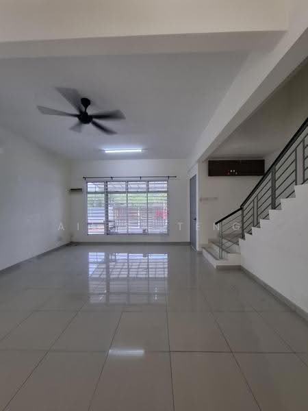 Rumah Berkembar untuk Disewa di Bandar Saujana Putra (Tanjong Duabelas) - Aileen Teng - Living Room - PropertyGuru.com.my