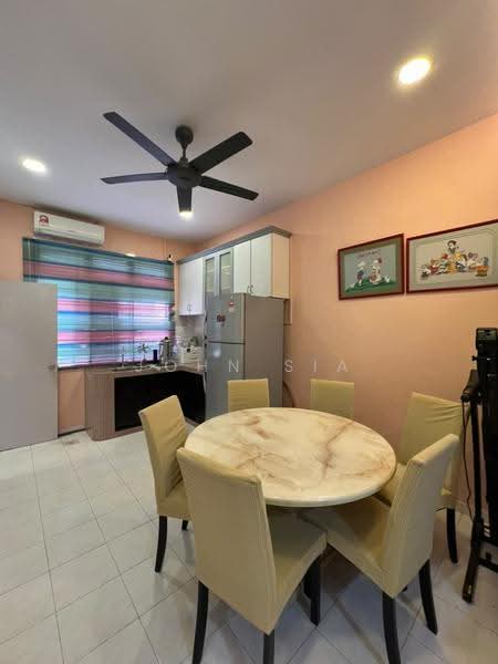 Rumah Teres 1-Tingkat untuk Disewa di Taman Universiti (Skudai) - John Sia - Kitchen - PropertyGuru.com.my