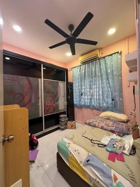 Rumah Teres 1-Tingkat untuk Disewa di Taman Universiti (Skudai) - John Sia - Bedroom - PropertyGuru.com.my