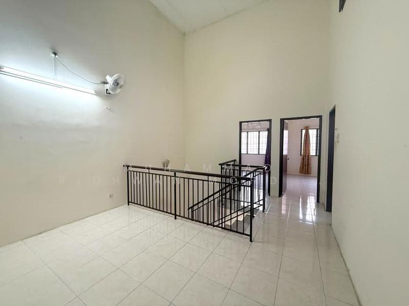 Rumah Teres 2-Tingkat untuk Dijual di Bandar Nusaputra (Puchong) - Muhammad Ridhwan Mohd Huzairi - Interior - PropertyGuru.com.my