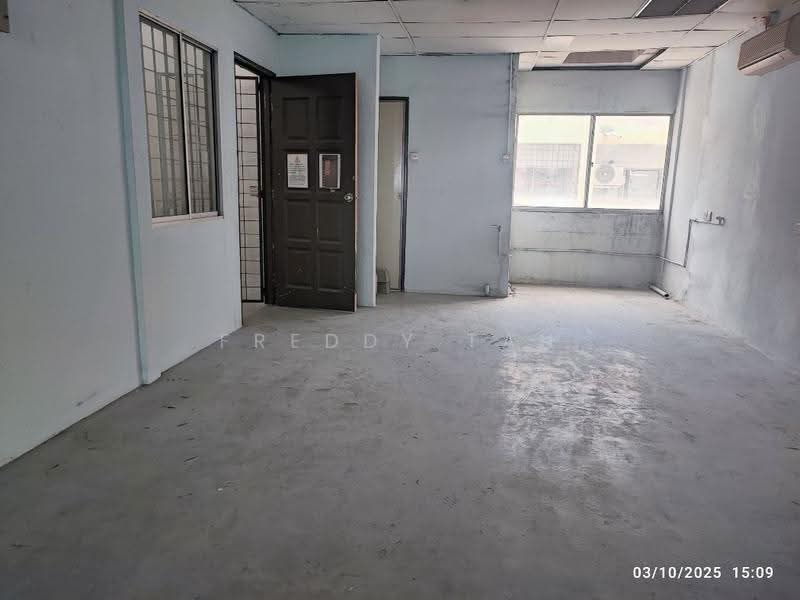 Pejabat untuk Disewa di Bukit Jambul (Penang) - Freddy Tan - Interior - PropertyGuru.com.my