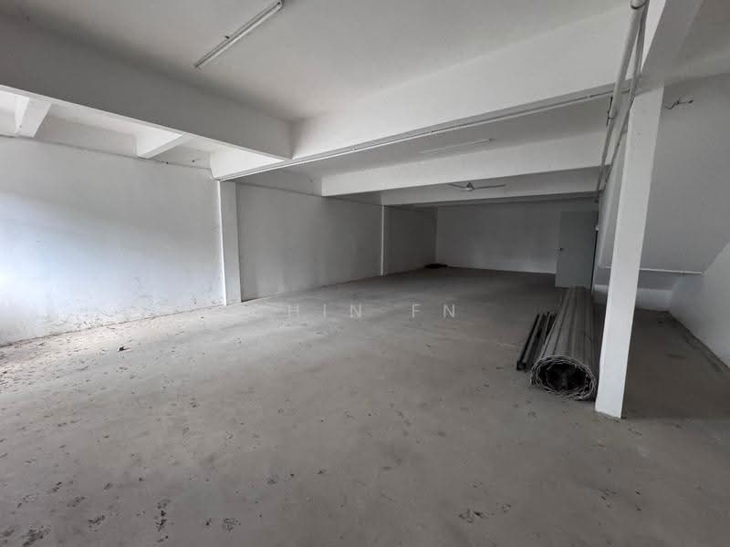 Kedai untuk Dijual di Taman Bukit Rambai Putra (Bukit Rambai) - CHIN FN - Interior - PropertyGuru.com.my