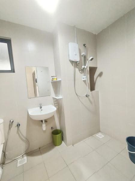 Kediaman Servis untuk Disewa di SetiaWalk - Alex Yen - Bathroom - PropertyGuru.com.my