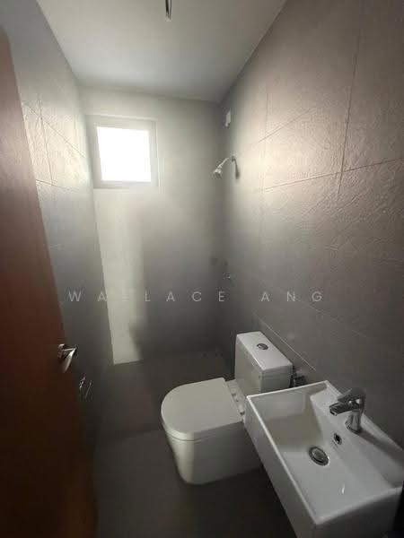 3-storey Terraced House for Sale in Bandar Putra Kulai (Kulai) - Wallace Ang - Bathroom - PropertyGuru.com.my