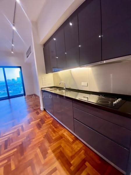Kediaman Servis untuk Dijual di The Mews - Maggie Chin - Kitchen - PropertyGuru.com.my