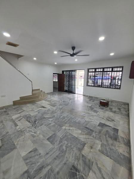 2-storey Terraced House for Sale in Taman Sri Skudai (Skudai) - Jialing Chua - Living Room - PropertyGuru.com.my