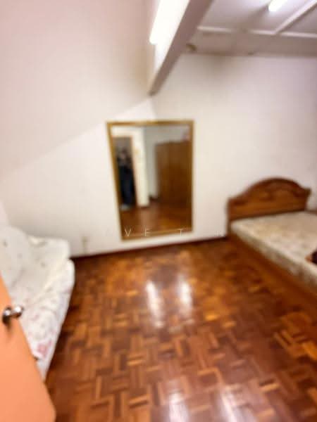 Rumah Teres untuk Dijual di Bandar Country Homes (Rawang) - Dave Tan - Bedroom - PropertyGuru.com.my