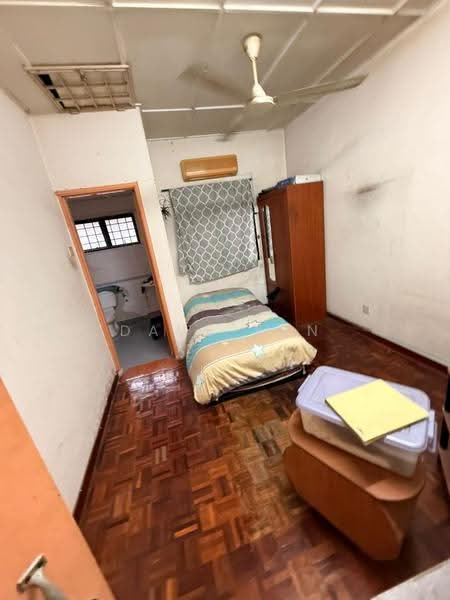 Rumah Teres untuk Dijual di Bandar Country Homes (Rawang) - Dave Tan - Bedroom - PropertyGuru.com.my