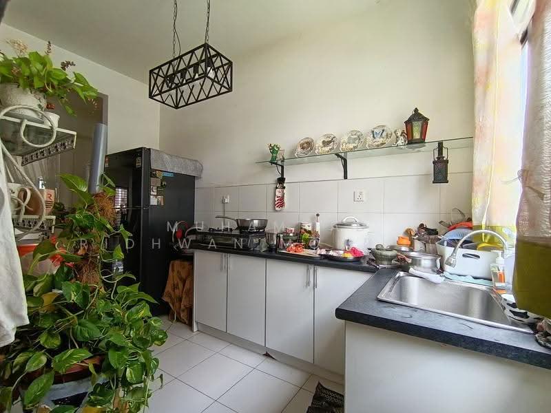 2-storey Terraced House for Sale in Semenyih (Selangor) - Muhammad Ridhwan Mohd Huzairi - Kitchen - PropertyGuru.com.my