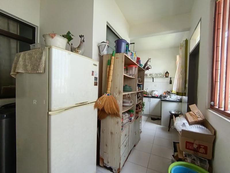 2-storey Terraced House for Sale in Semenyih (Selangor) - Muhammad Ridhwan Mohd Huzairi - Kitchen - PropertyGuru.com.my