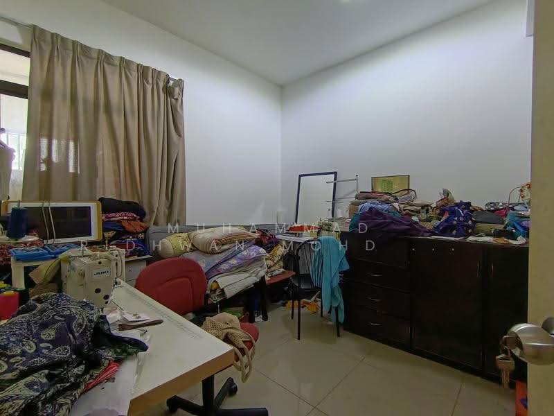 2-storey Terraced House for Sale in Semenyih (Selangor) - Muhammad Ridhwan Mohd Huzairi - Study - PropertyGuru.com.my