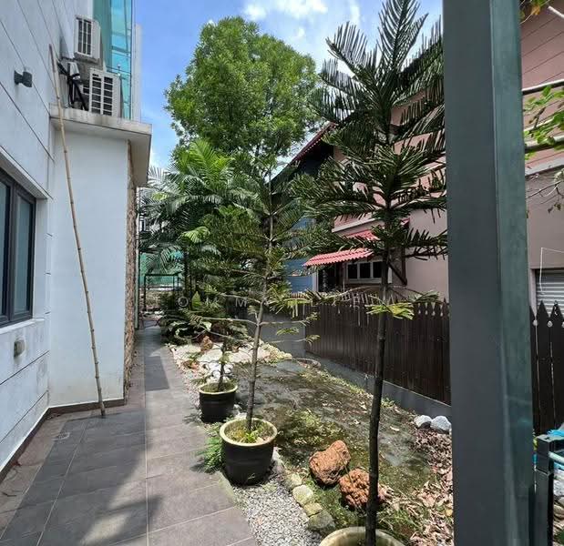 Bungalow House for Sale in Alam Sutera (Bukit Jalil) - Tommy Liew - Exterior - PropertyGuru.com.my