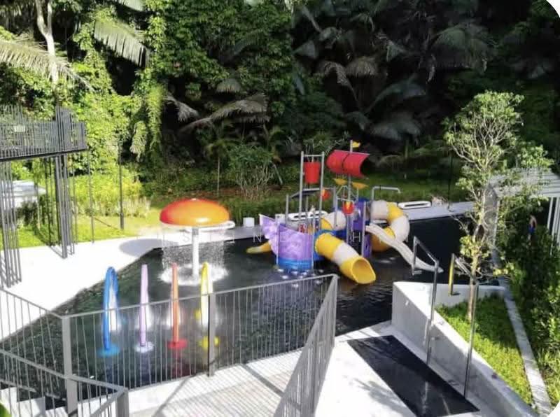 Kondominium untuk Dijual di The Cove Hillside Residence - Justine Chin - Pool - PropertyGuru.com.my