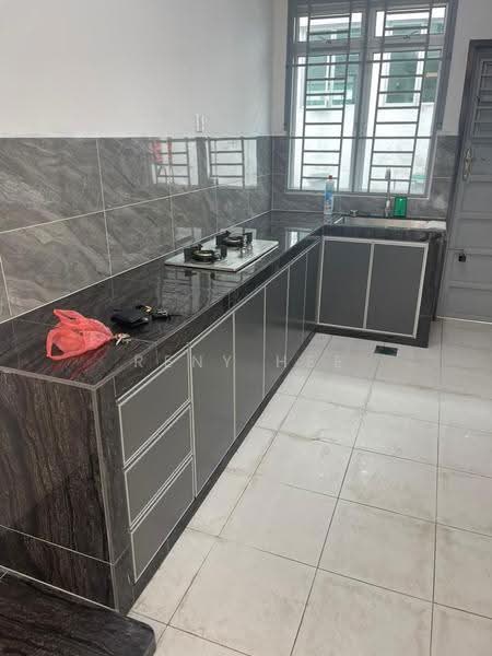 2-storey Terraced House for Sale in Taman Scientex Utama (Senai) - Reny Hee - Kitchen - PropertyGuru.com.my