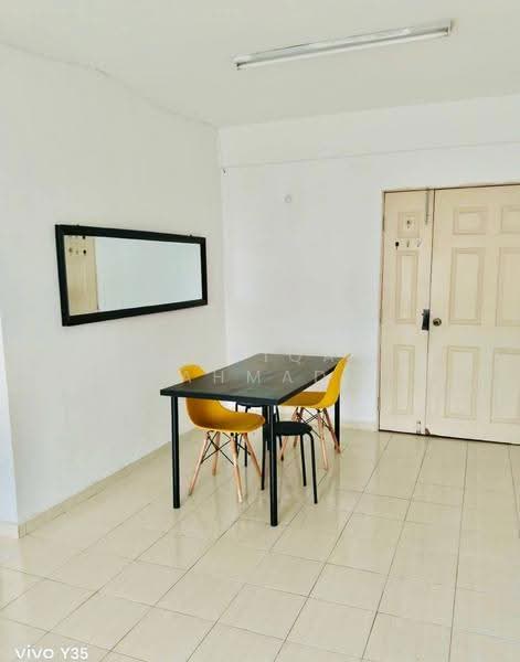 Apartment for Rent at Laguna Biru - Akhtiqah Ahmad - Dining Room - PropertyGuru.com.my