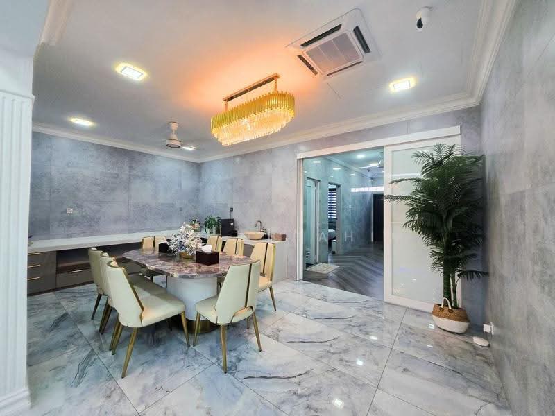 2-storey Terraced House for Sale in Taman Setiawangsa (Setiawangsa) - Azli Ibrahim - Dining Room - PropertyGuru.com.my