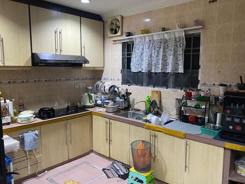 Rumah Teres 2-Tingkat untuk Dijual di Bandar Bukit Tinggi (Klang) - Ahmad Muslim - Kitchen - PropertyGuru.com.my