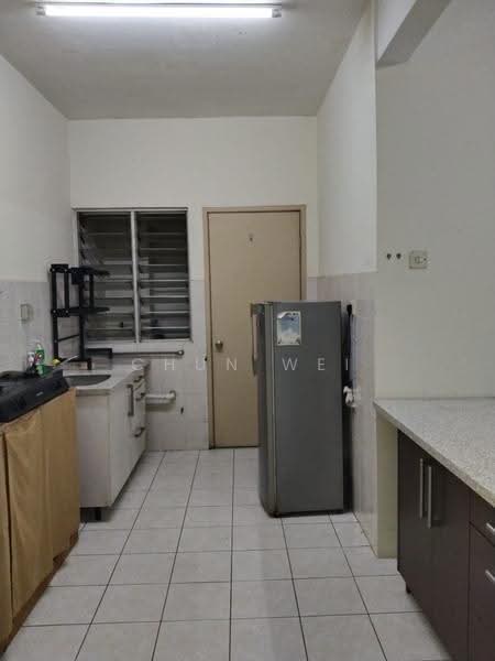 Condominium for Rent at Platinum Hill PV 3 - Chun Wei - Kitchen - PropertyGuru.com.my