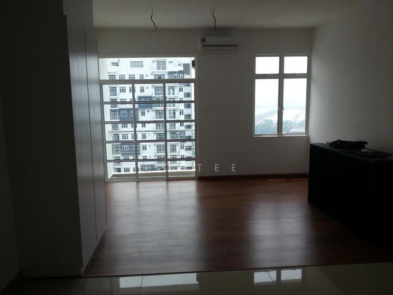 Apartment for Sale at Nusa Heights (Nusa Puncak) - RQ Tee - Living Room - PropertyGuru.com.my