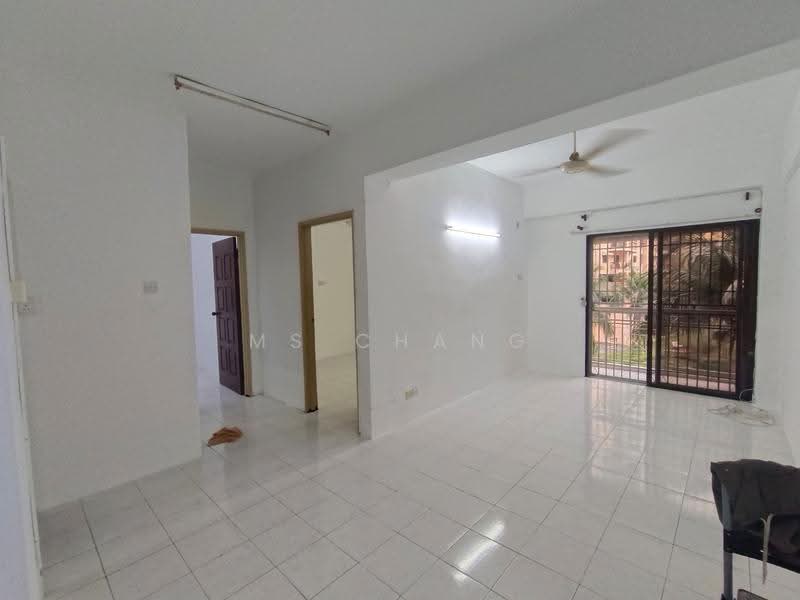 Condominium for Sale at Taman Desa Relau 2 - Ms Chang - Living Room - PropertyGuru.com.my