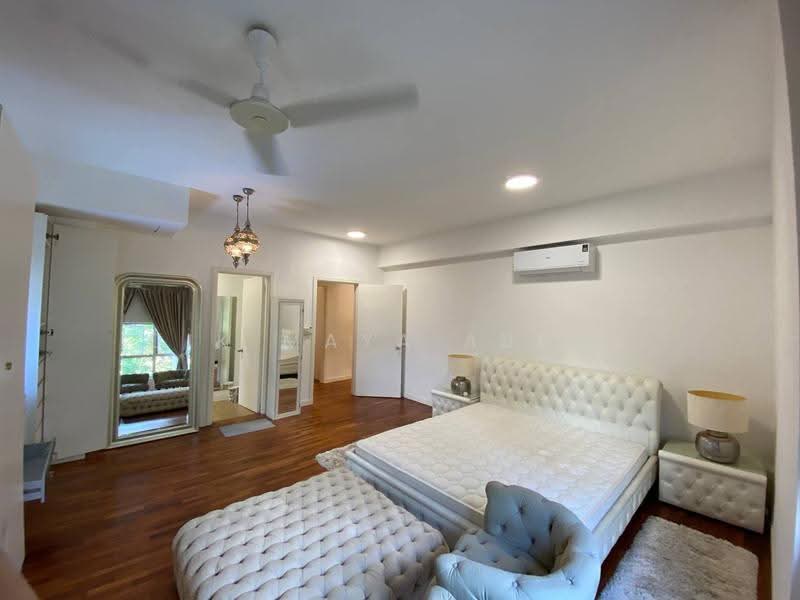 Condominium for Sale at Seri Maya Condominium - Cik Maya Abdul - Master Bedroom - PropertyGuru.com.my