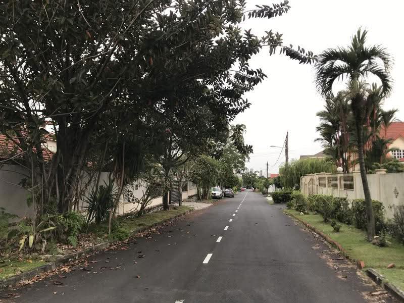 Bungalow House for Sale in Usj 2 (Subang Jaya) - Lai YK - PropertyGuru.com.my
