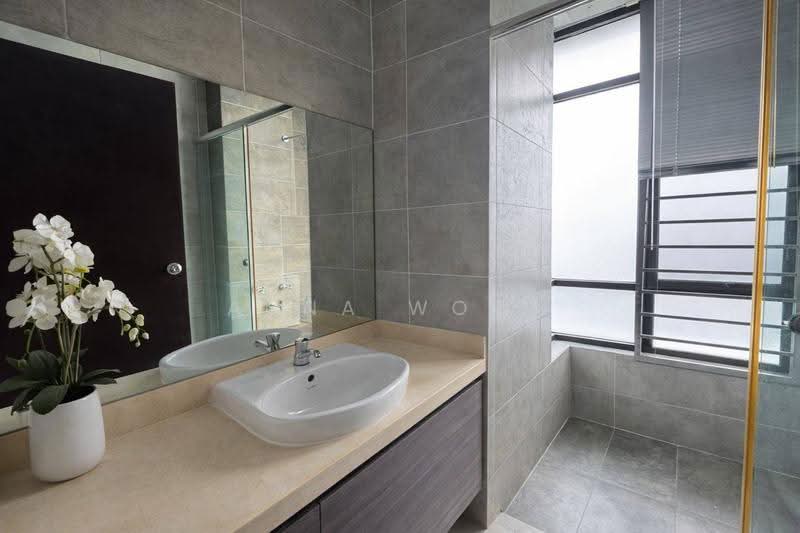Semi-Detached House for Sale in Horizon Hills (Iskandar Puteri (Nusajaya)) - Anna Woon - Bathroom - PropertyGuru.com.my