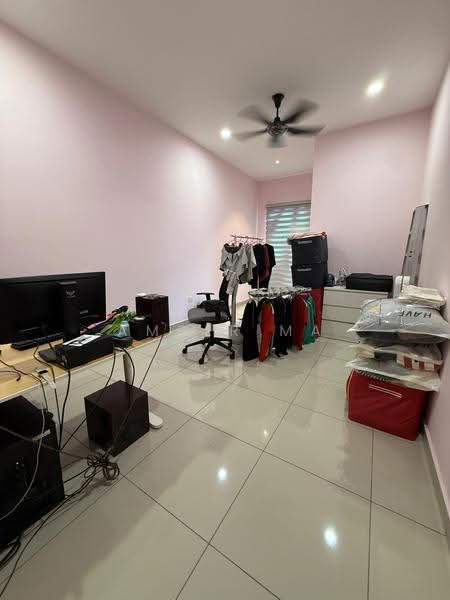 2-storey Terraced House for Sale in Taman Seri Austin (Tebrau) - Amber Ma - Study - PropertyGuru.com.my