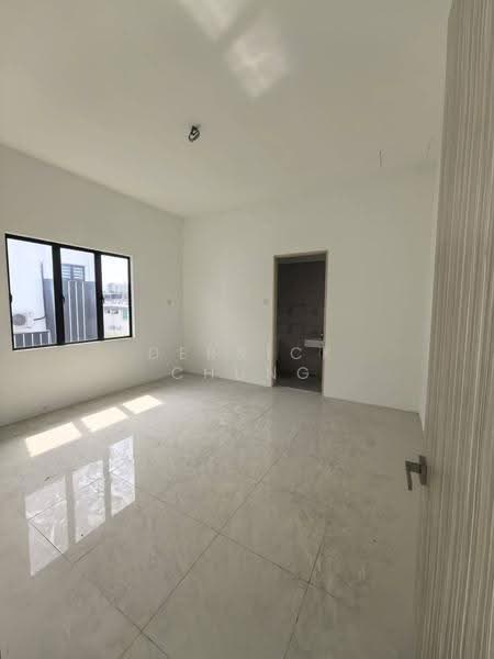 Rumah Berkembar untuk Dijual di Panorama Lapangan Perdana (Ipoh) - Derrick Chung - Bathroom - PropertyGuru.com.my