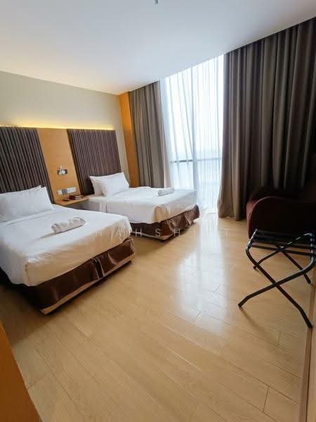 Kediaman Servis untuk Dijual di Empire Subang - Shahshi T - Bedroom - PropertyGuru.com.my