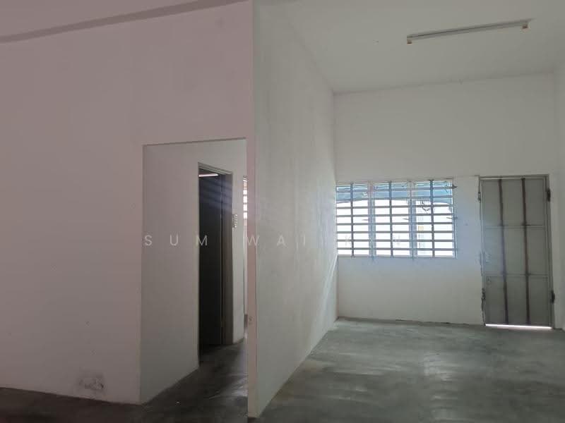 Kedai untuk Disewa di Ipoh (Perak) - Sum Wai Kin - Interior - PropertyGuru.com.my
