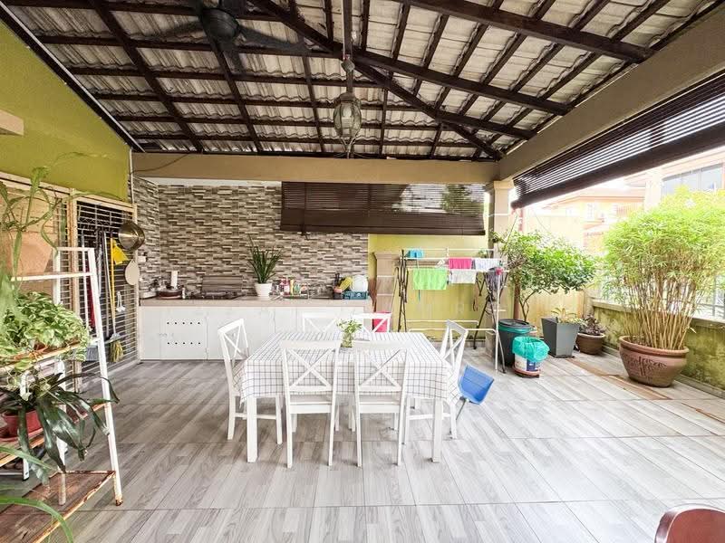 Rumah Kluster untuk Dijual di Bandar Bukit Mahkota (Bangi) - Izzat Zamros - Exterior - PropertyGuru.com.my