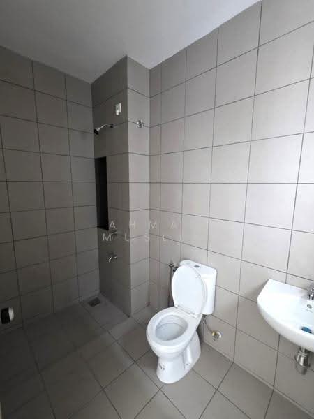 Rumah Teres 2-Tingkat untuk Dijual di Bandar Bukit Raja (Klang) - Ahmad Muslim - Bathroom - PropertyGuru.com.my
