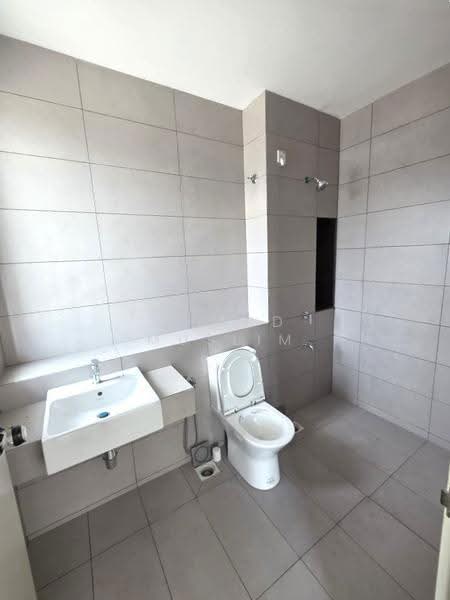 Rumah Teres 2-Tingkat untuk Dijual di Bandar Bukit Raja (Klang) - Ahmad Muslim - Bathroom - PropertyGuru.com.my