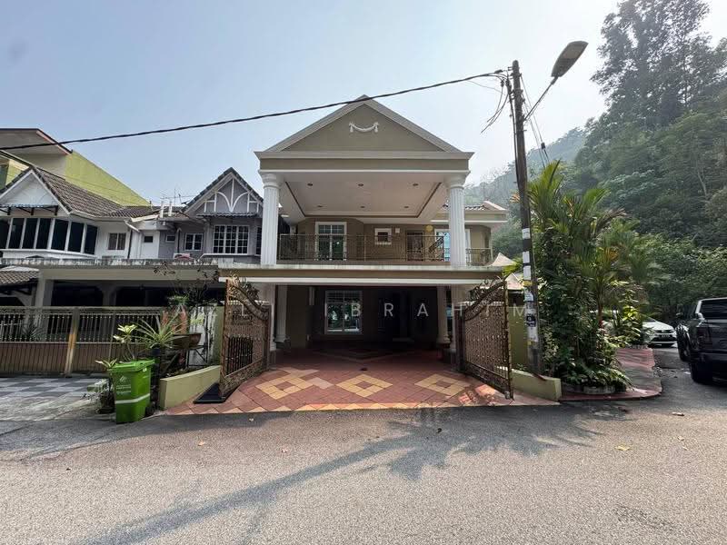2-storey Terraced House for Sale in Seksyen 5 Wangsa Maju (Wangsa Maju) - Azli Ibrahim - Exterior - PropertyGuru.com.my